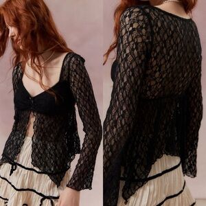 Kimchi Blue Jolene Sheer Lace Babydoll Top (UO)